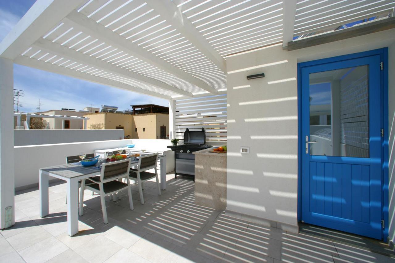 Itaca E Medea - Appartamenti Con Idromassaggio In Terrazza San Vito Lo Capo Kültér fotó