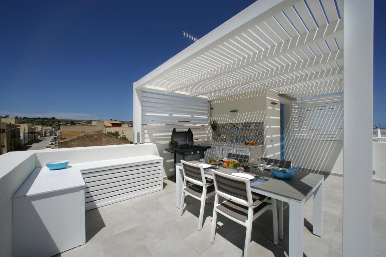 Itaca E Medea - Appartamenti Con Idromassaggio In Terrazza San Vito Lo Capo Kültér fotó